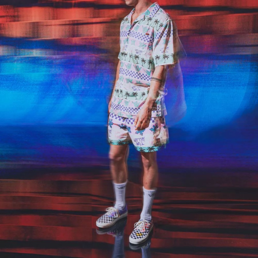 Vans X Stranger Things - Chemise Boutonnée à Rayures Californiennes Rose Homme