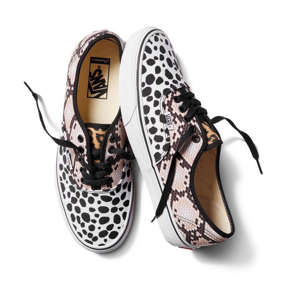 Vans Customs Mélange D'animaux Authentique