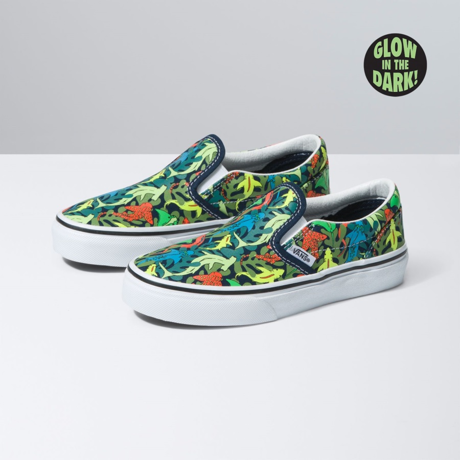 Vans Kids Classic Slip-on Glow Sharks Dress Blues