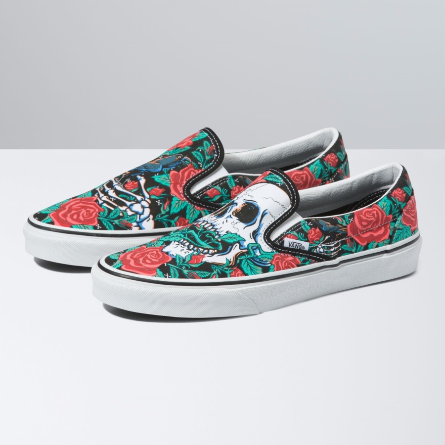 Vans Rose Skulls Classic Slip-on Noir-true White