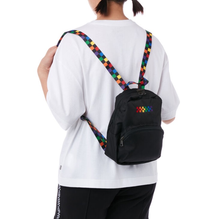 Vans Pride A Obtenu Ce Mini Sac à Dos Arc-en-ciel